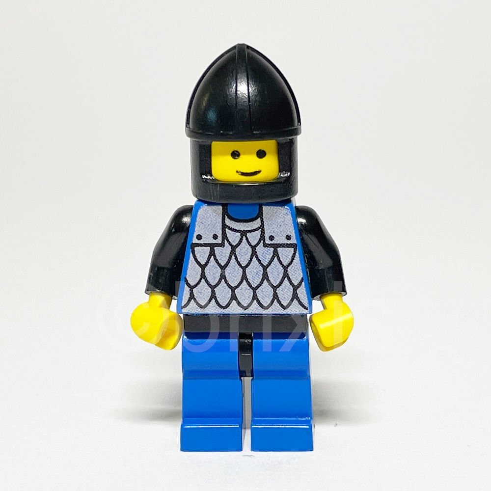 LEGO Castle: Scale Mail (CAS141) - LEGO Castle Scale Mail Minifigure CAS141 LEGO Castle Scale Mail Minifigure CAS141 Vorderansicht