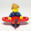 LEGO Collectible Minifigur Airplane Girl COL382 gebraucht Vorderansicht