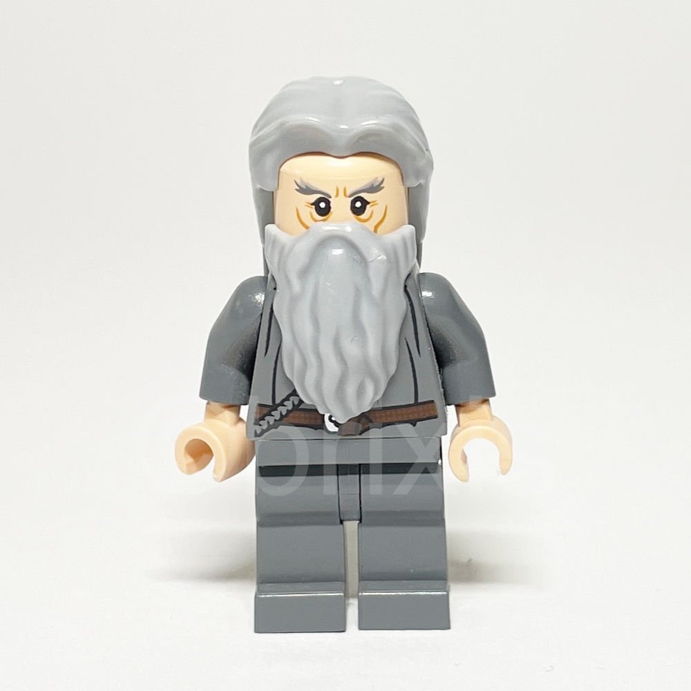 LEGO The Hobbit and The Lord of the Rings: Gandalf the Grey (LOR061) - LEGO Lord of the Rings Gandalf the Grey Minifigure LOR061 LEGO Lord of the Rings Gandalf the Grey Minifigure LOR061 Vorderansicht