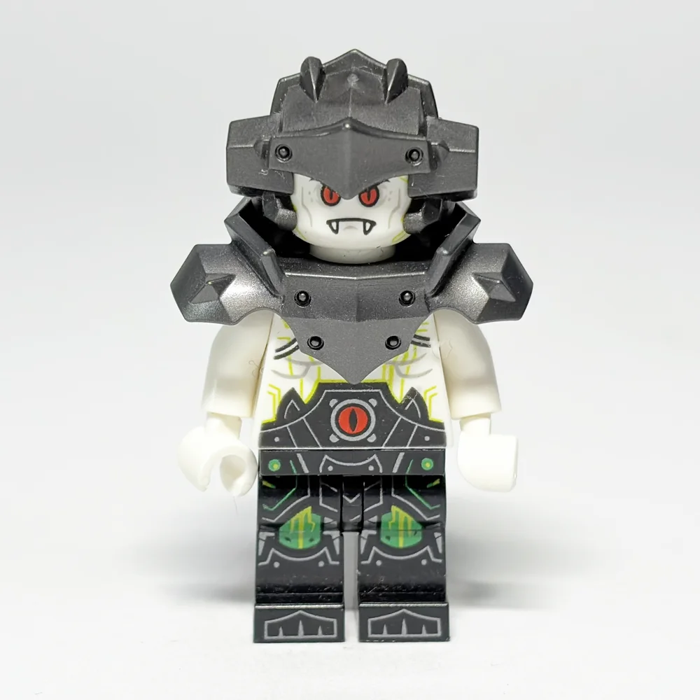 LEGO NEXO KNIGHTS: VanByter No. 307 (NEX128) LEGO NEXO KNIGHTS: VanByter No. 307 (NEX128) gebraucht von bolino