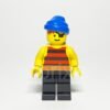 Lego Minifigur PI027 Pirate Red Vorderansicht